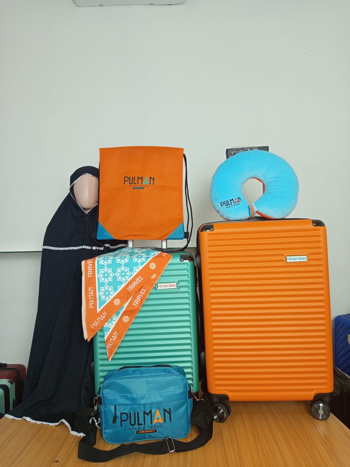 Paket Paket Titanium - Grosir Koper Umroh Tangan Pertama Jakarta